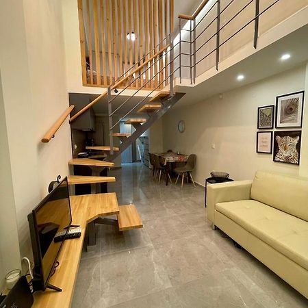 Minimal Two-Floor Apartment Салоніки Екстер'єр фото