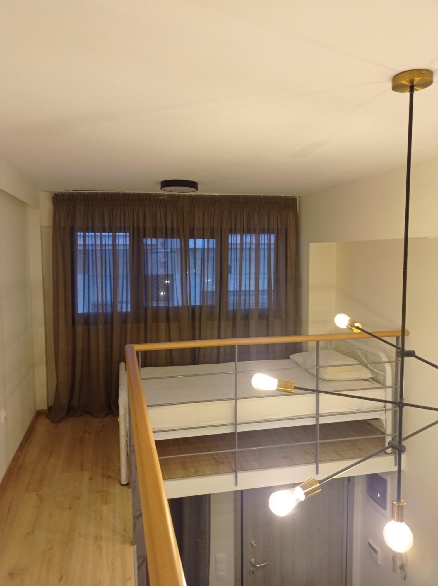Minimal Two-Floor Apartment Салоніки Екстер'єр фото